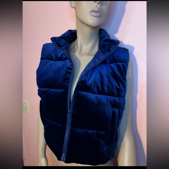 Windsor Navy Velvet Puffer Vest | NWT | Size Small | Cozy Chic - Picture 11 of 11
